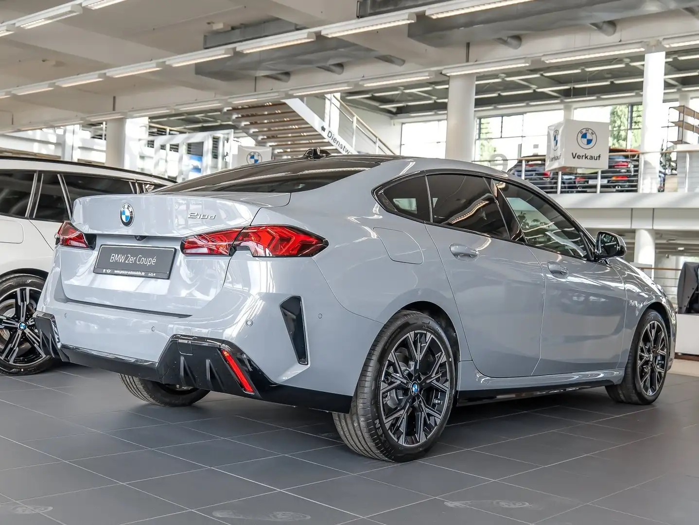 BMW 218 d GranCoupé MSport PANO H/K DA PA LED Klima Grau - 2