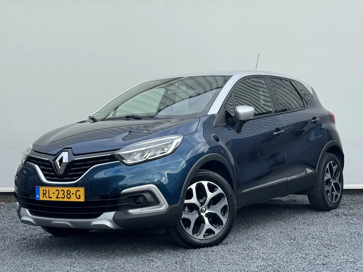 Renault Captur 1.2 TCe Intens 120PK 6-bak | Achteruitrijcamera | Bleu - 1