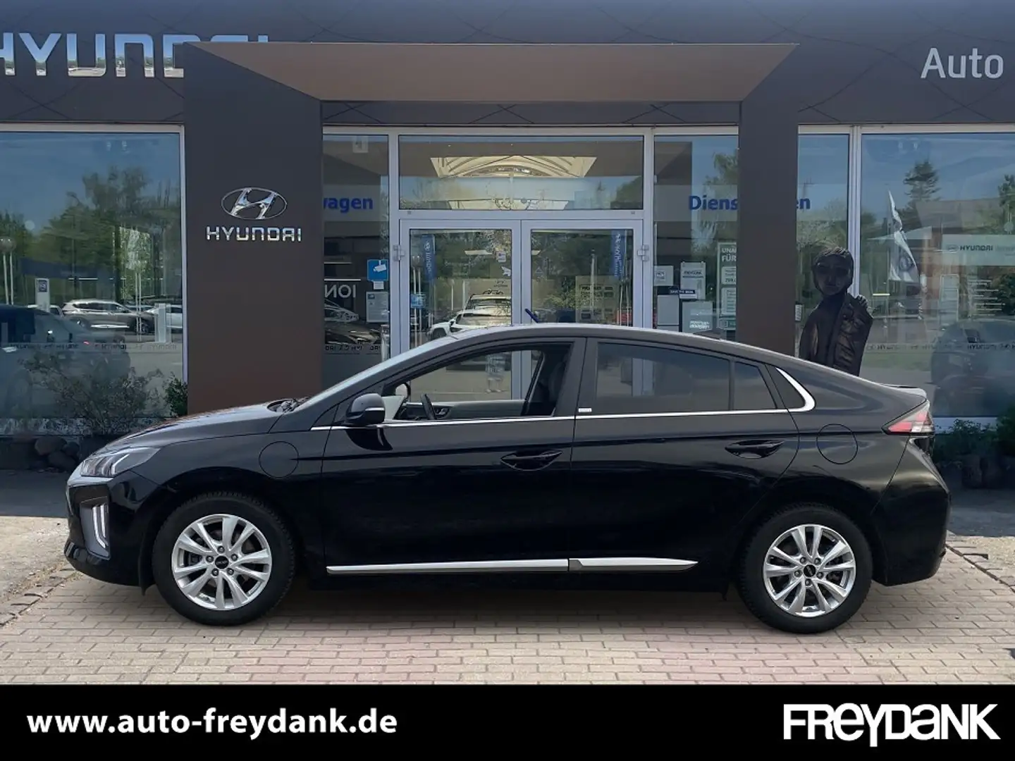 Hyundai IONIQ Facelift PLUG IN Hybrid (MJ21) PRIME-Paket, Glassc Black - 2