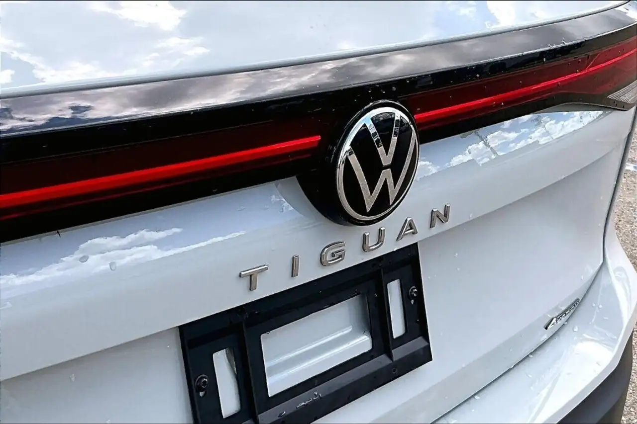 Volkswagen Tiguan photo Volkswagen Tiguan