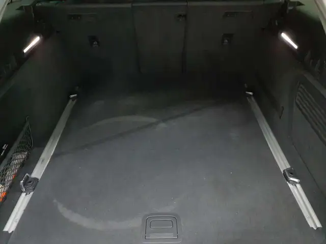 Audi A6 view 15