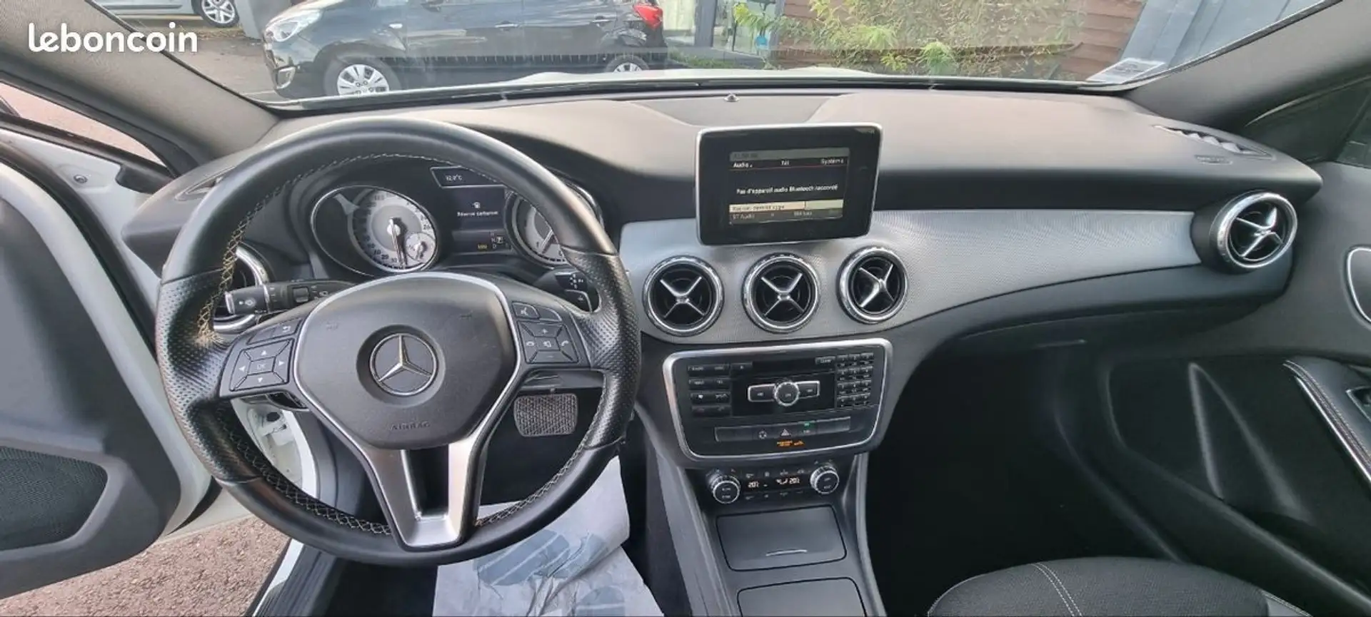 Mercedes-Benz GLA 200 Mercedes gla 200 cdi fascination 4matic bva7 Blanc - 2