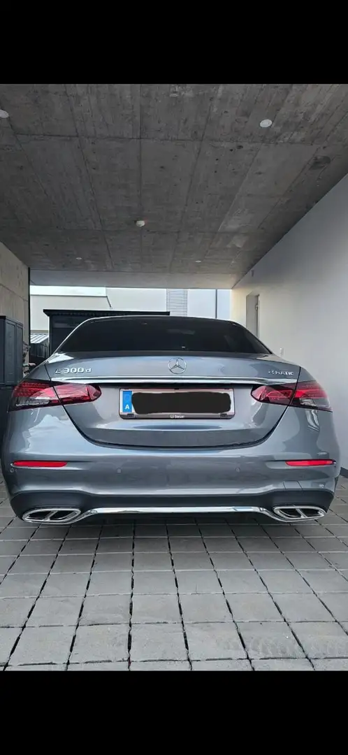 Mercedes-Benz E 300 d 4Matic Aut. - 2