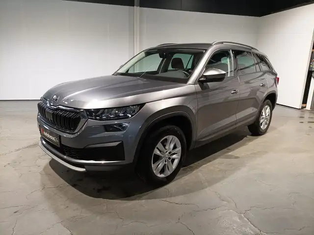 Skoda Kodiaq view 3