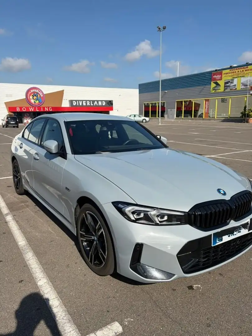 BMW 320 320e M Sport - 1