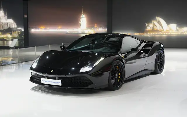 Ferrari 488 GTB*CARBON-LED*RACING-SEATS*JBL*1.HAND*