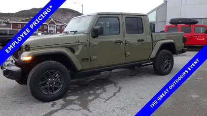 2026 Jeep Gladiator Sport S Crew Cab 4WD