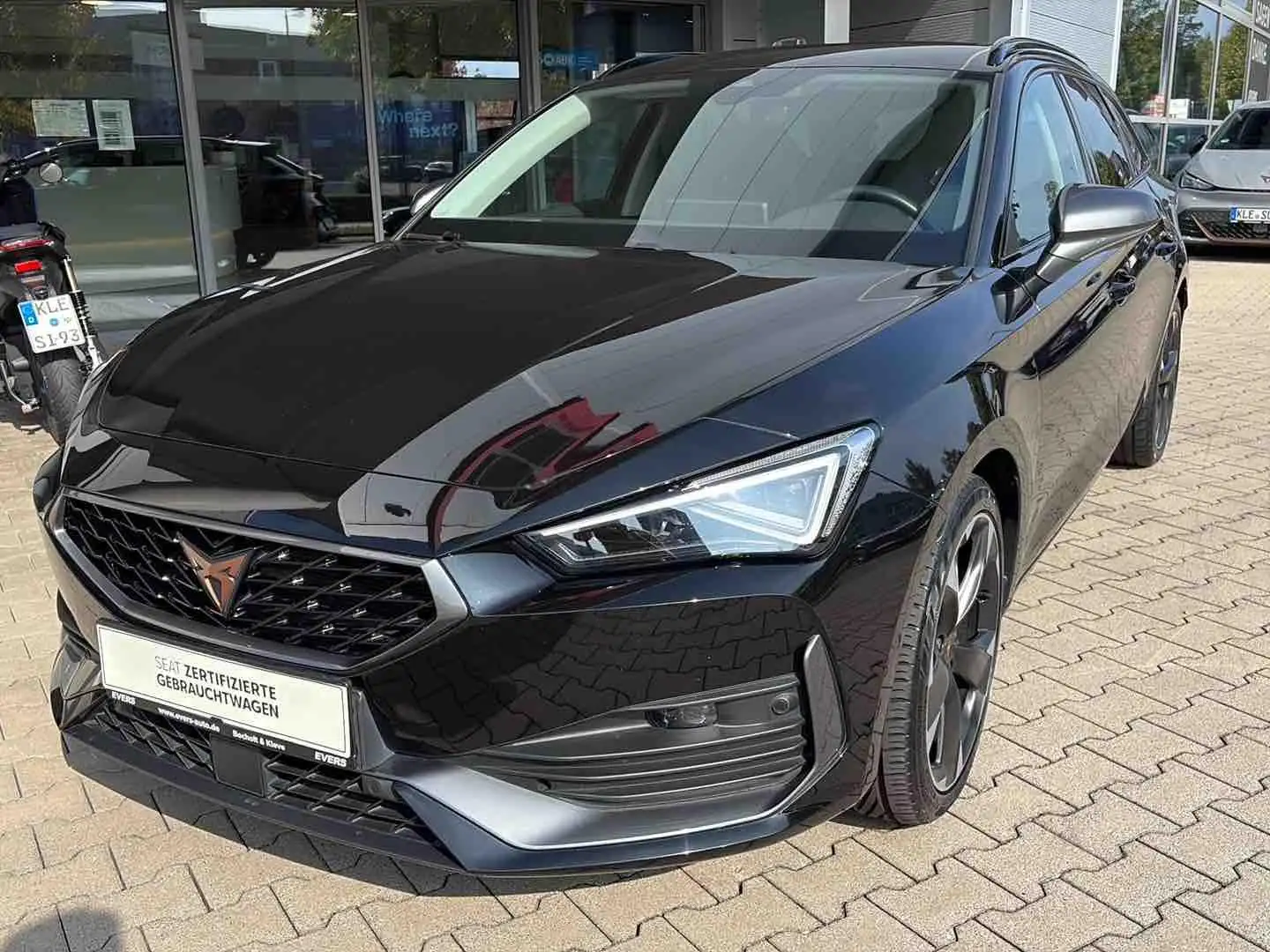 CUPRA Leon SP 2.0 TDI DSG NAVI AHK MEMORY eKLAPPE Schwarz - 2