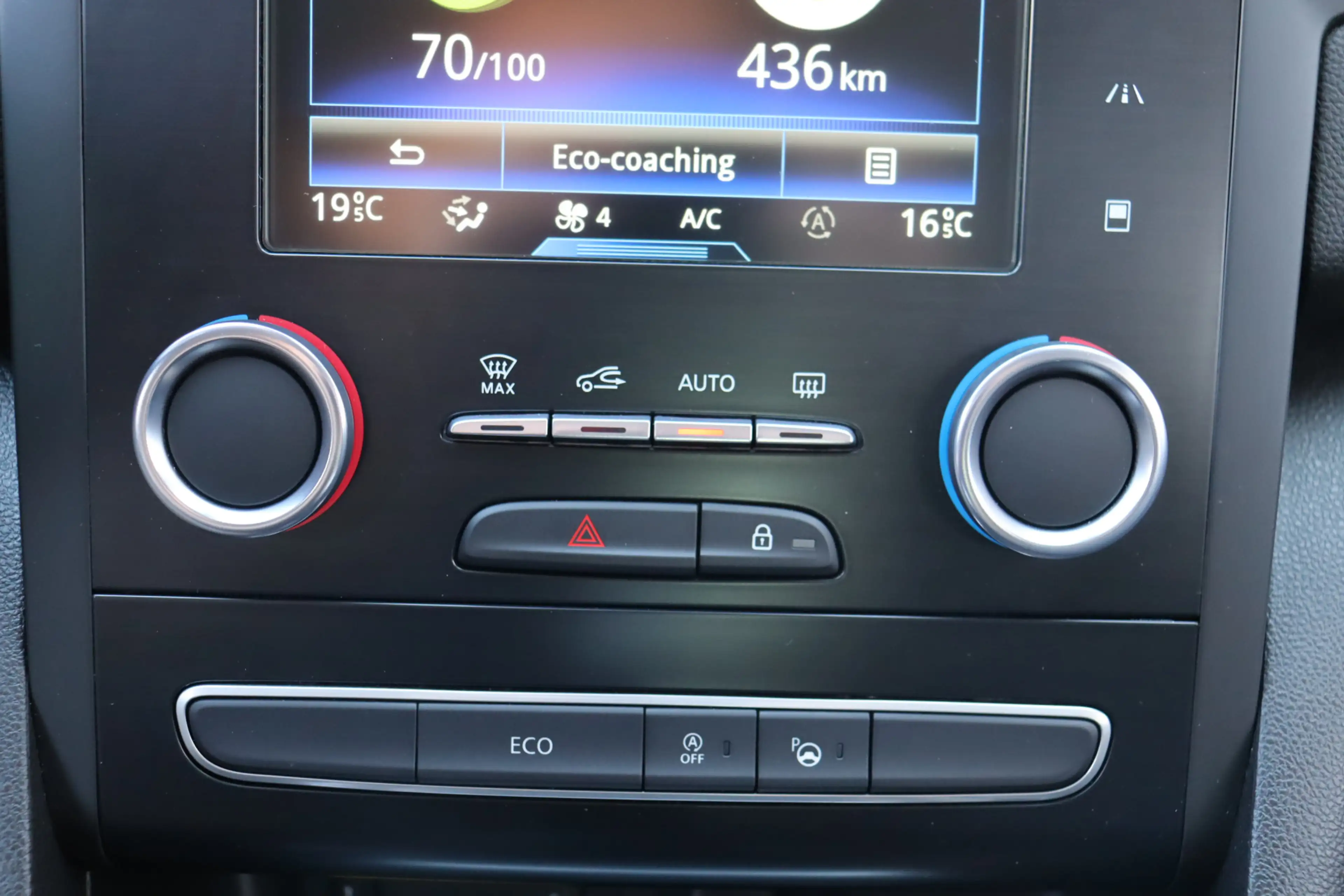 Renault Megane Estate 1.3 TCe Bose, Climate, Cruise, Camera A, De — photo 24