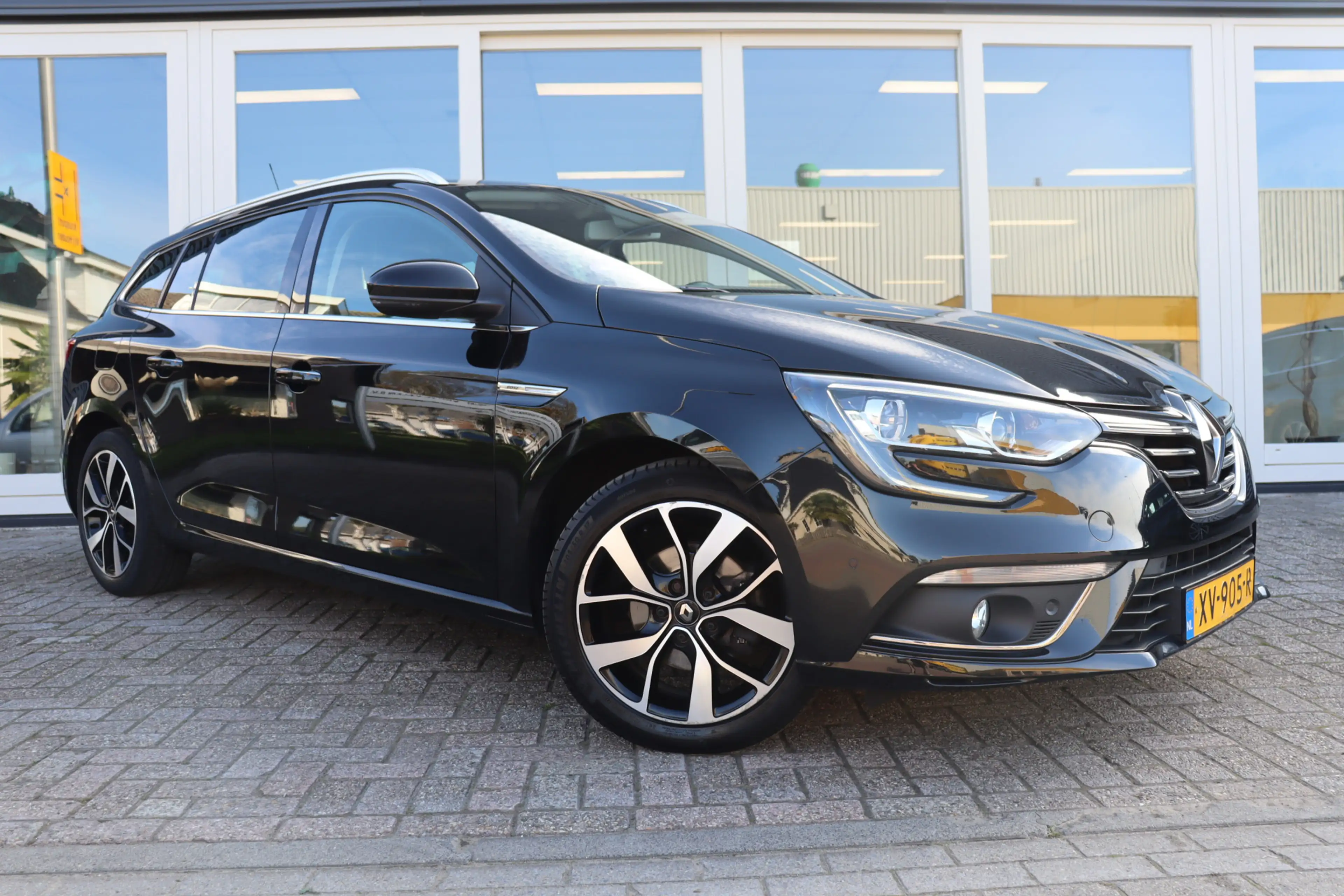 Renault Megane Estate 1.3 TCe Bose, Climate, Cruise, Camera A, De — photo 3
