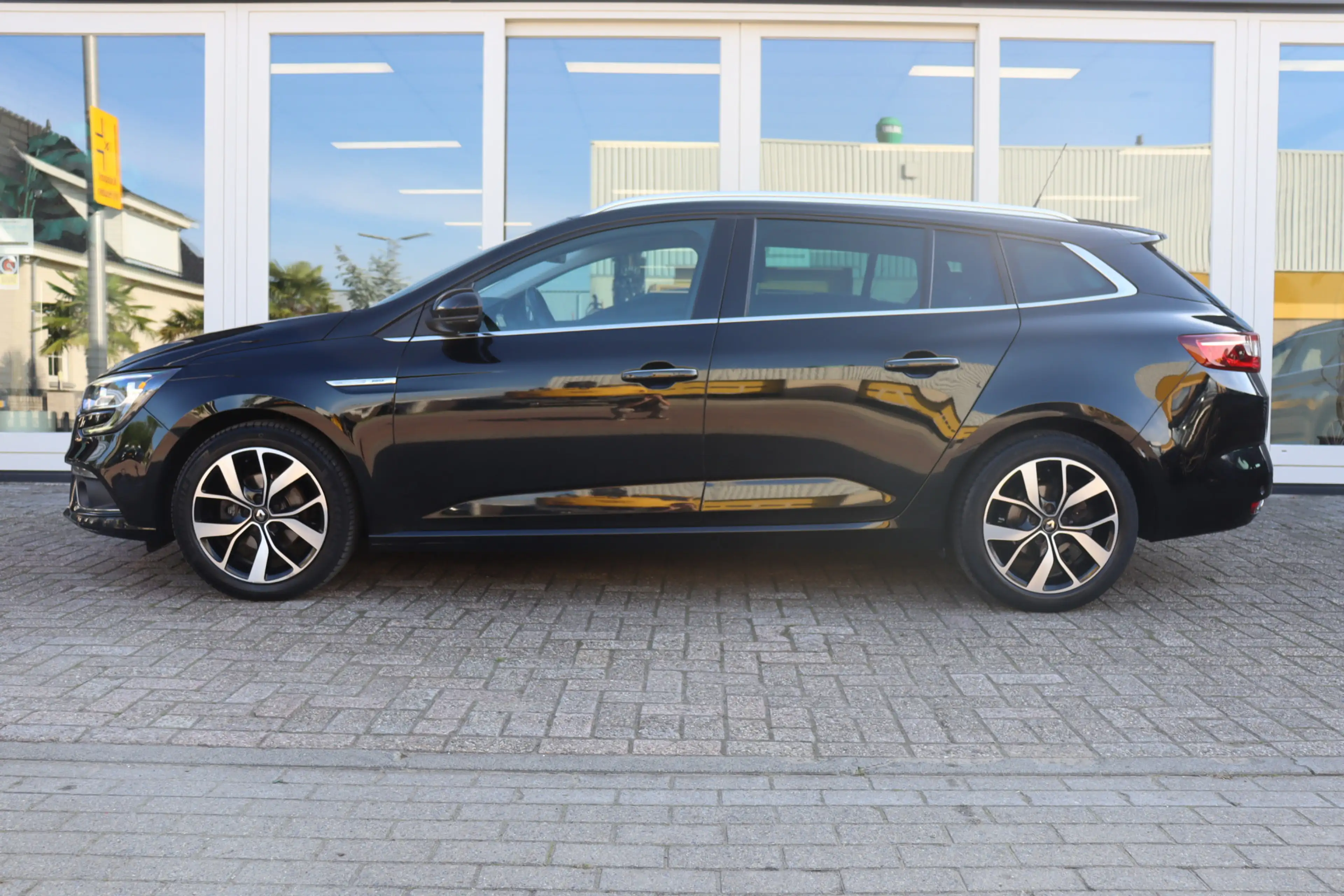 Renault Megane Estate 1.3 TCe Bose, Climate, Cruise, Camera A, De — photo 8