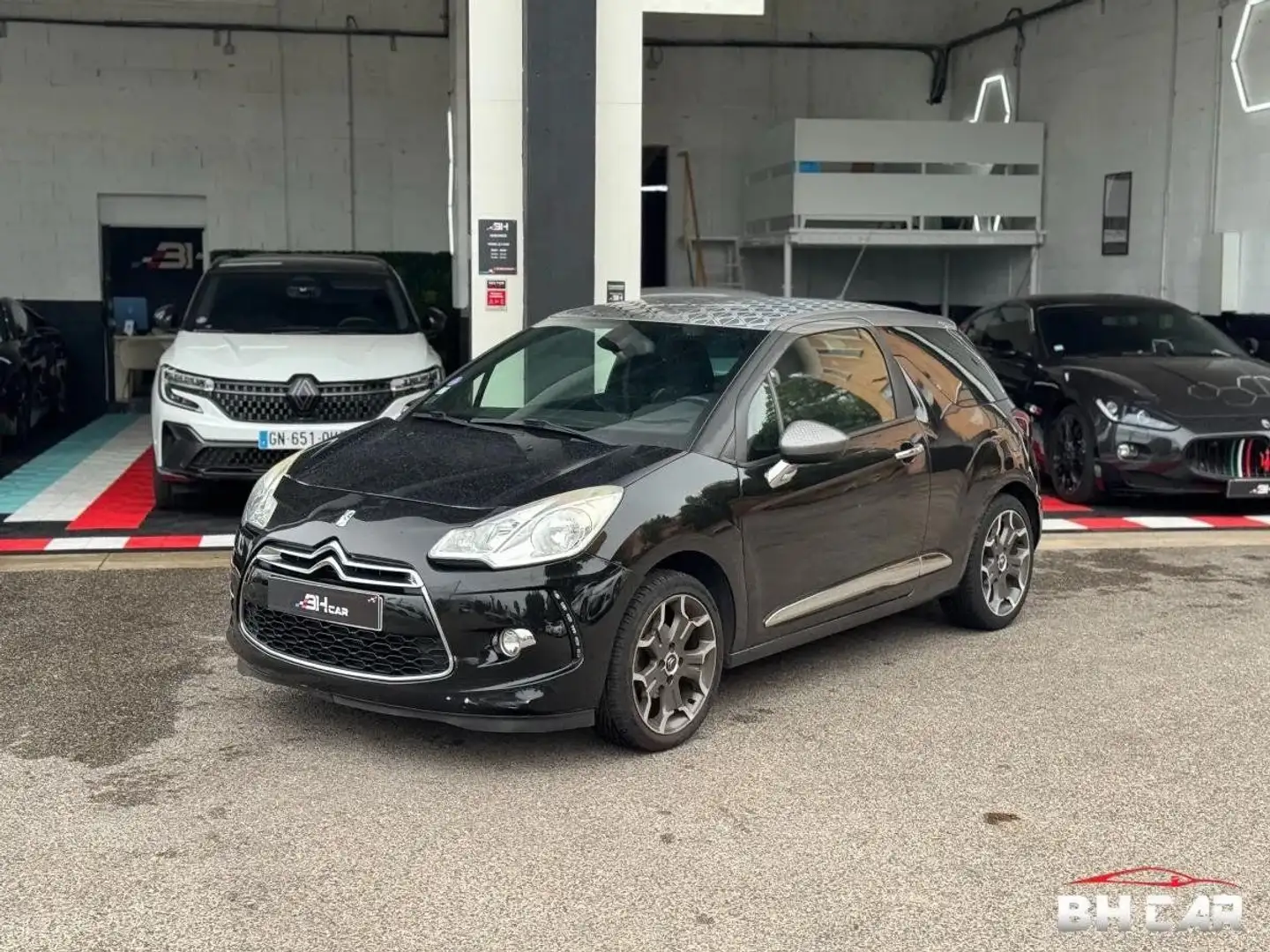 Citroen DS 3 1.2L 80cv SOCHIC Noir - 1