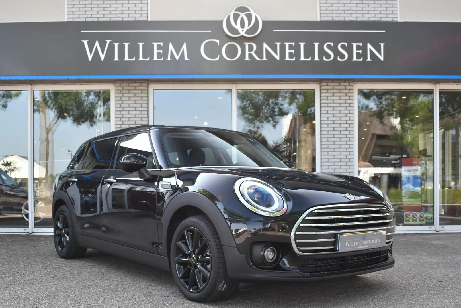 MINI Cooper Clubman Mini 1.5 Classic Business Edition Camera Apple C Noir - 1