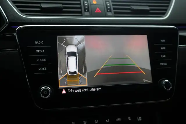 Skoda Superb view 15