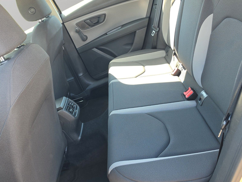 SEAT Leon ST Reference — photo 15