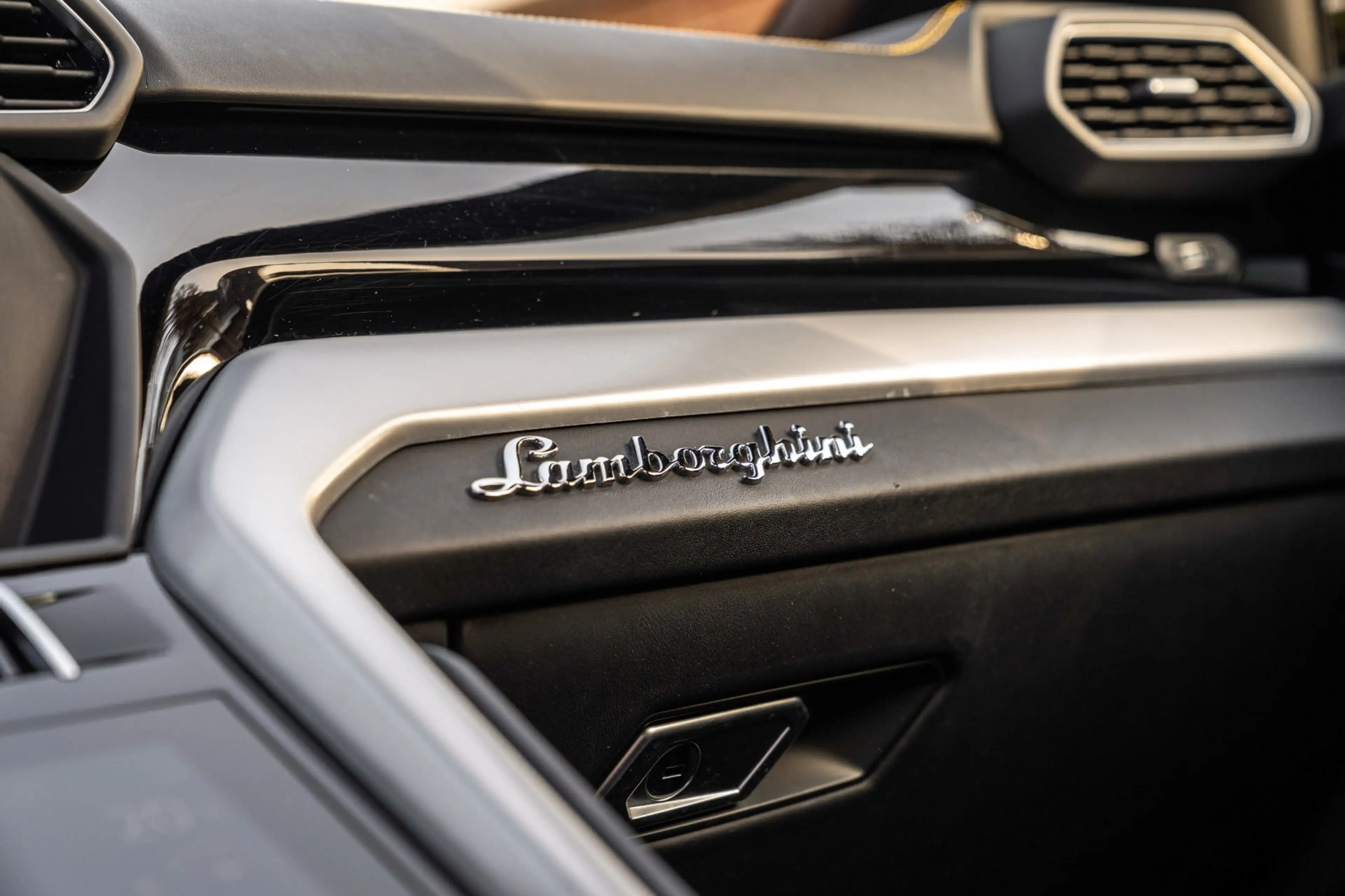 Lamborghini Urus 4.0 V8 650 PK Pano Keramisch B&O Advanced Massage — photo 50