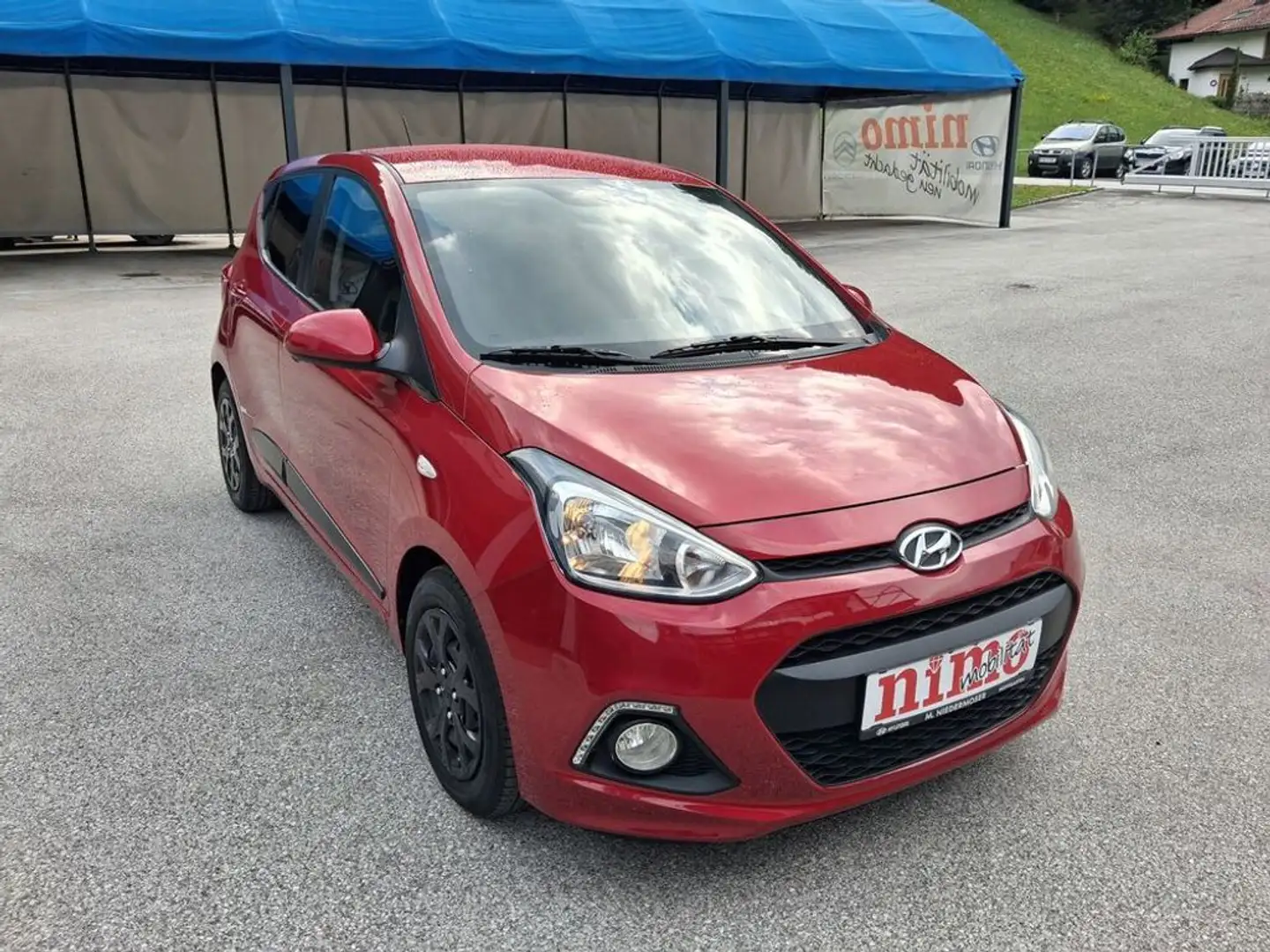 Hyundai i10 Go Rot - 2