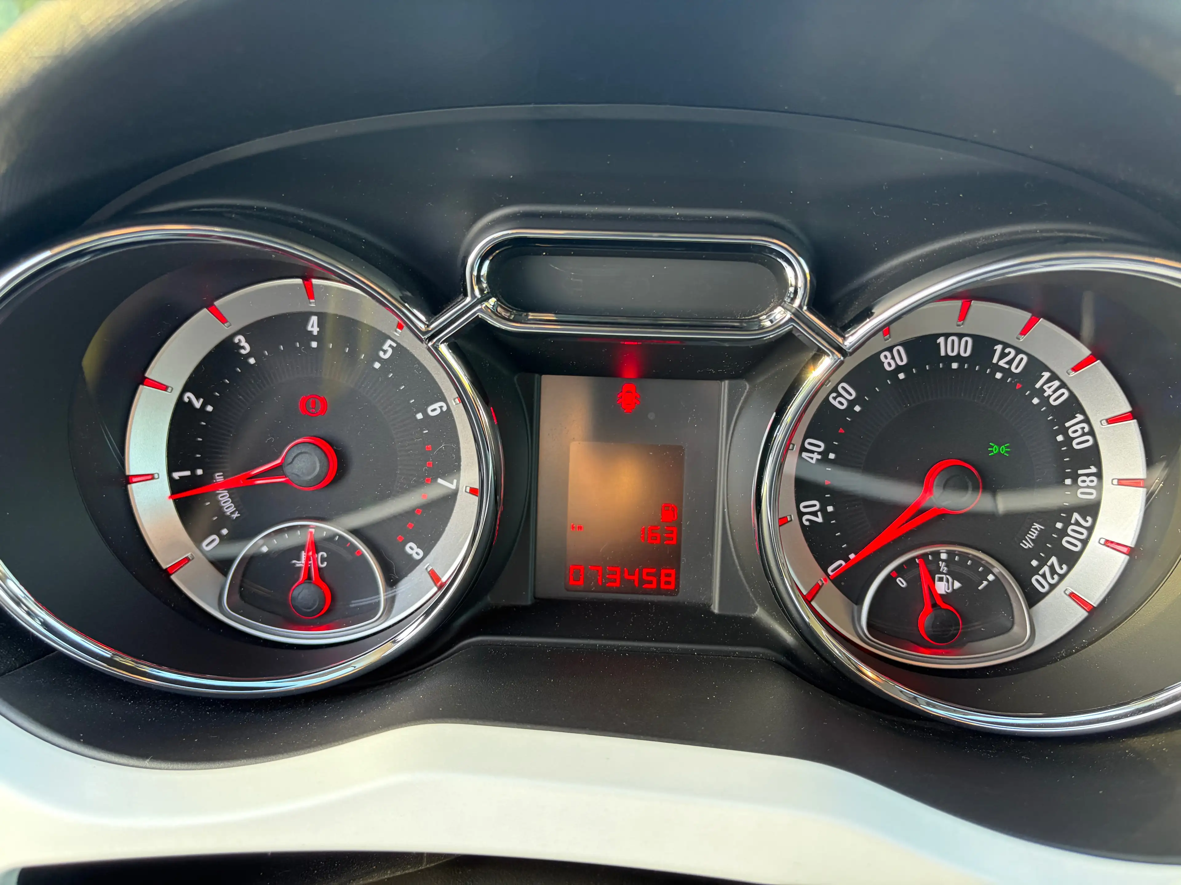 Opel Adam Adam 1.2i — photo 12