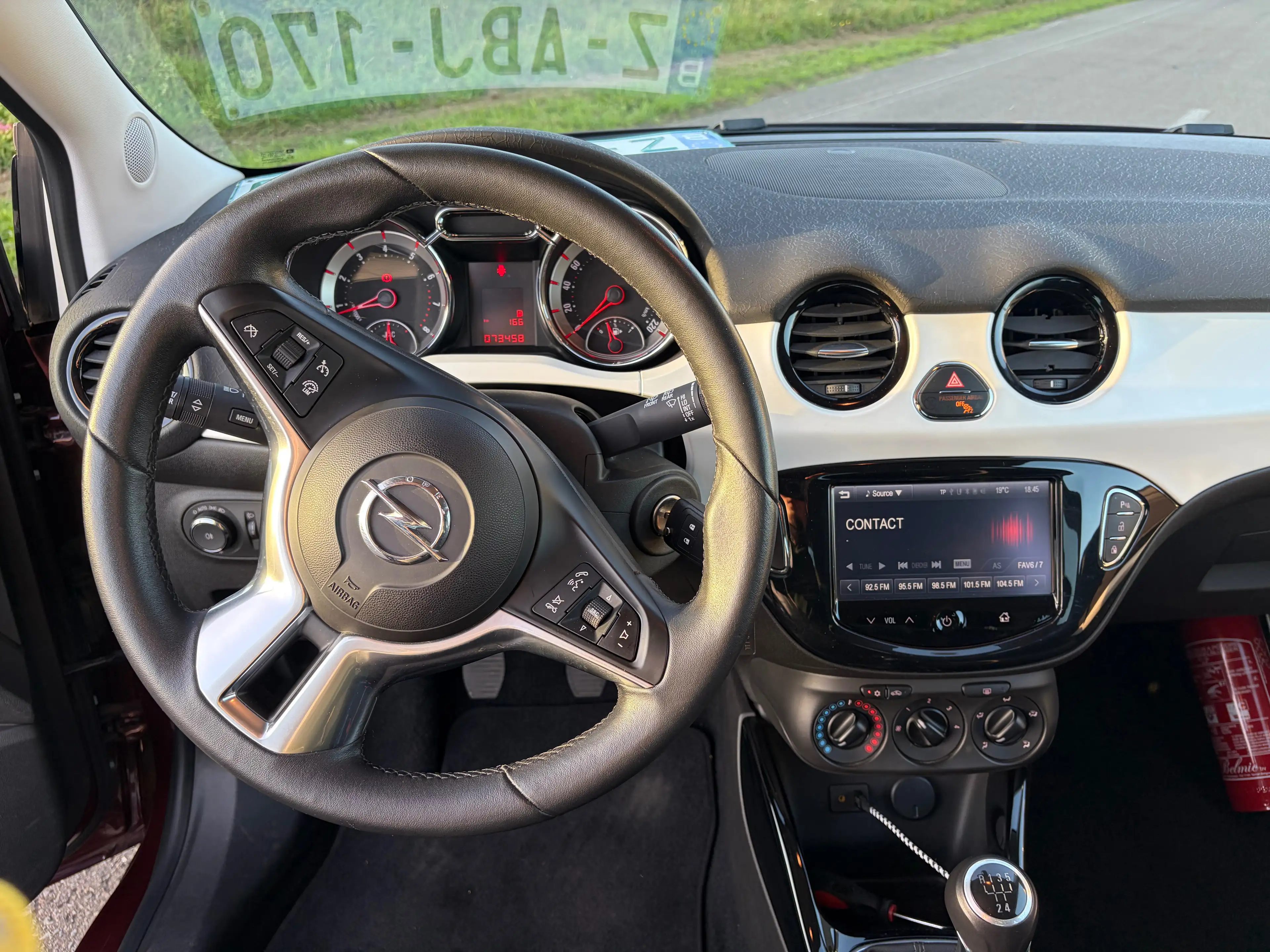 Opel Adam Adam 1.2i — photo 11
