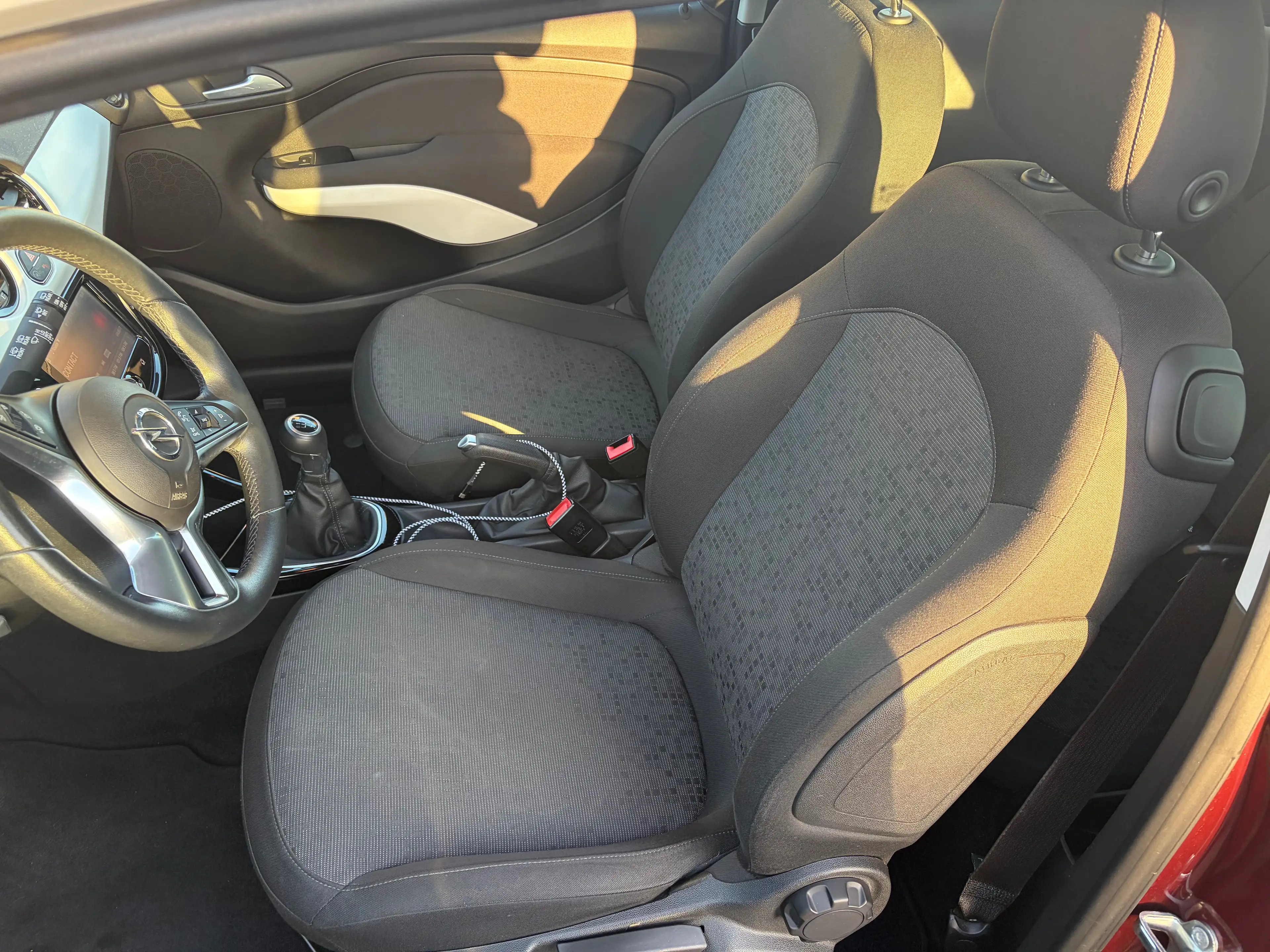 Opel Adam Adam 1.2i — photo 9