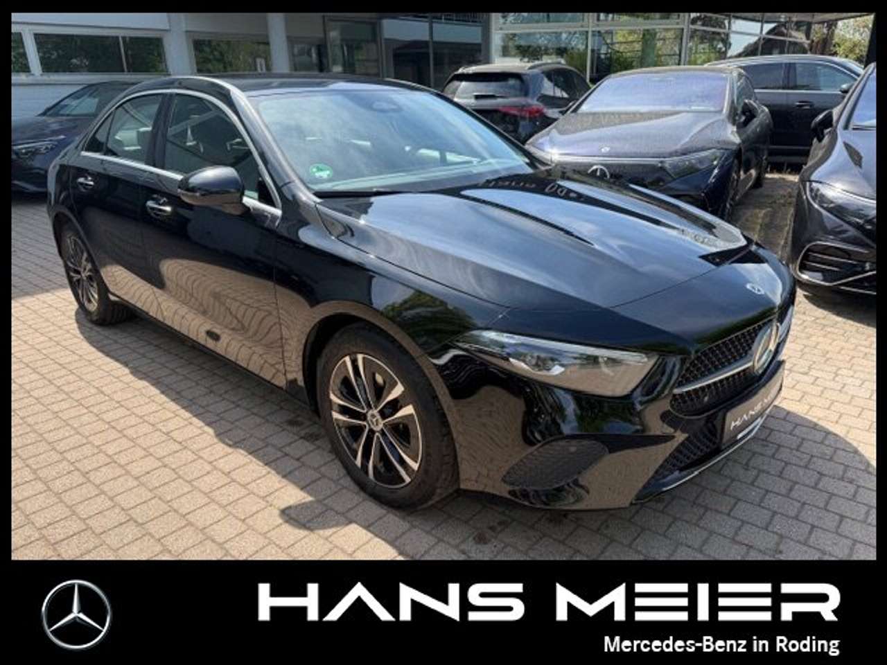 Mercedes-Benz A 180 2024 — A 180 Limousine Progressive/Navi/Distronic/Autom
