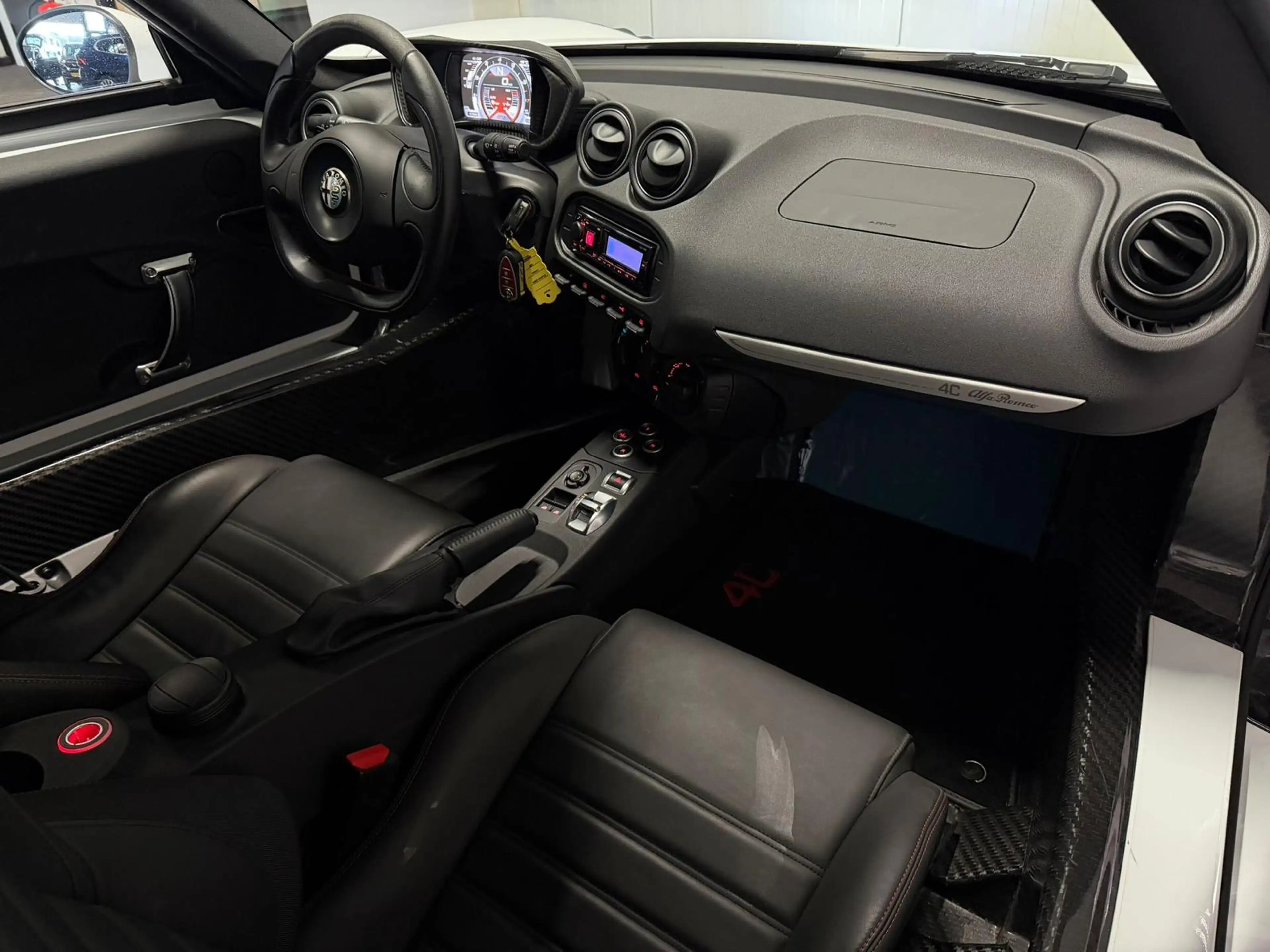 Alfa Romeo 4C 1750TBI TCT Dealer Onderhouden — photo 11