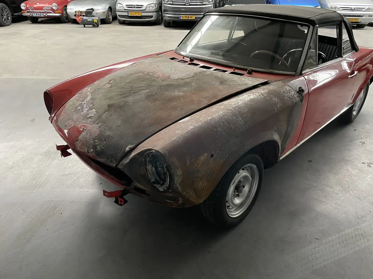 Fiat 124 Spider Project Car (Fire Damage), foto 5