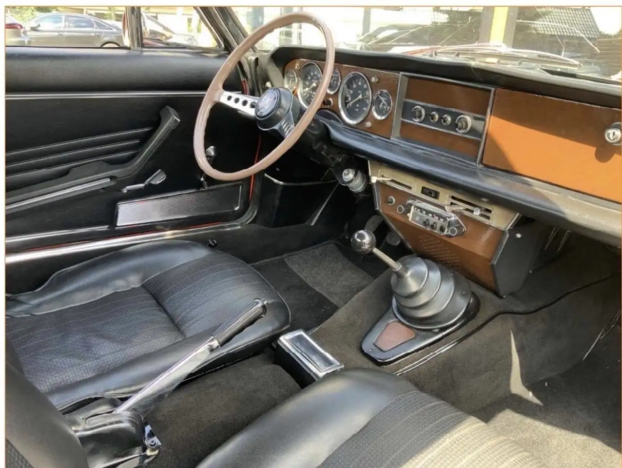 Fiat 124 Spider Project Car (Fire Damage), foto 2