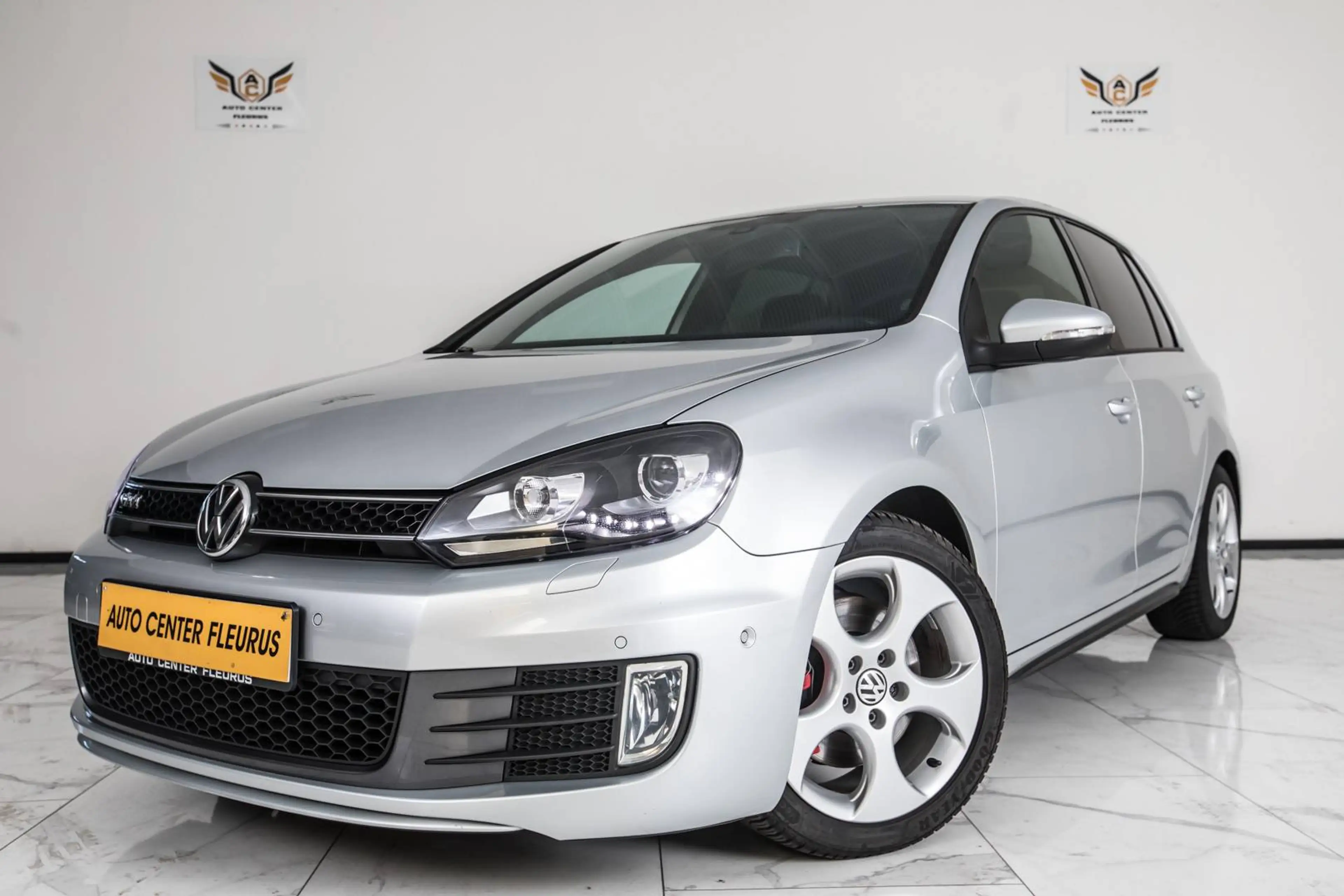 Volkswagen Golf GTI 2.0 TSI DSG