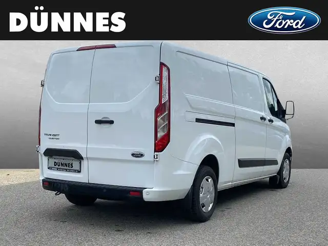 Ford Transit Custom view 2