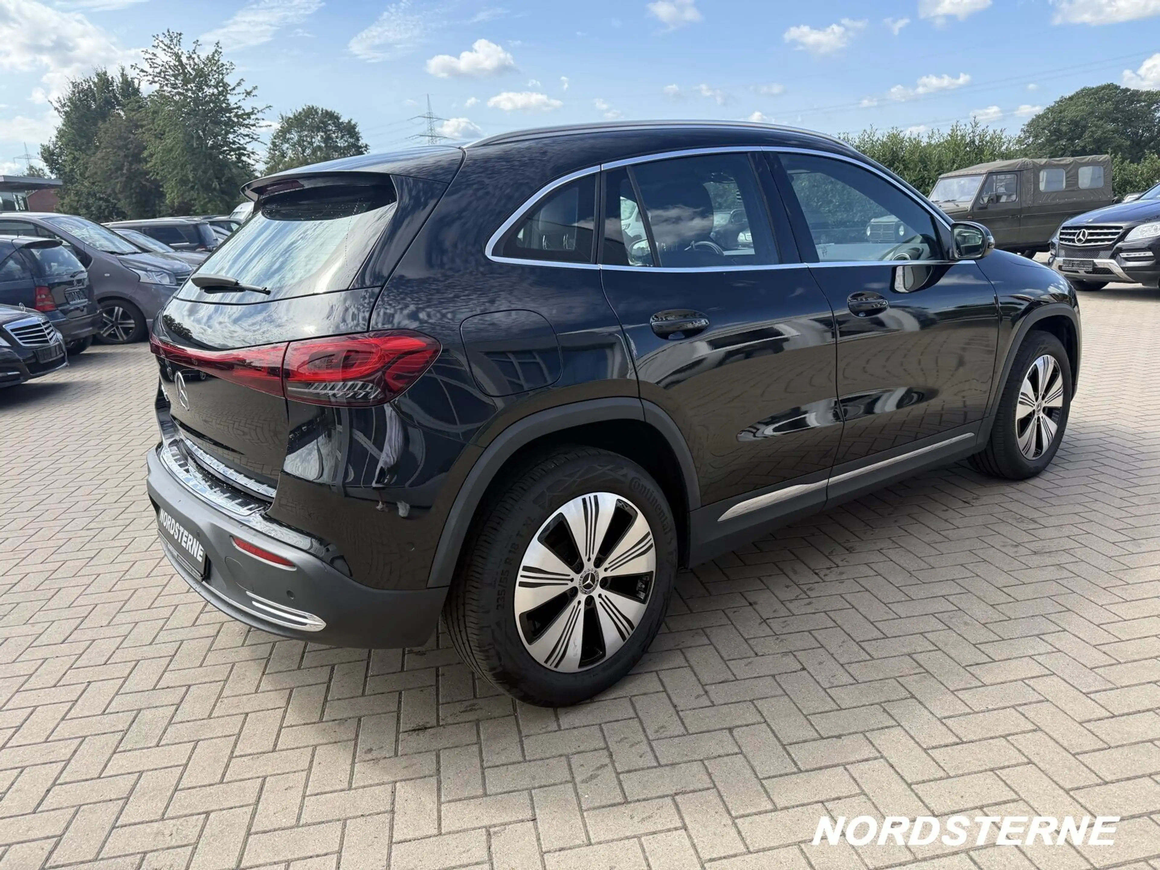 Mercedes-Benz EQA 250 EQA 250+PROGRESSIVE+KAMERA+LED+NAVI+TOTWINKEL — photo 6