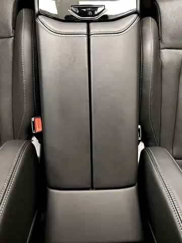 BMW M5 view 28
