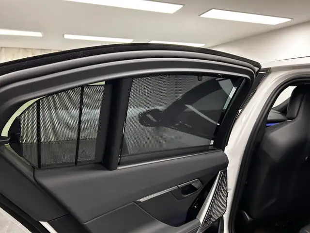 BMW M5 view 22