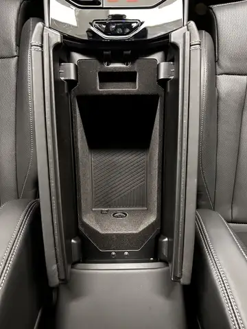 BMW M5 view 29