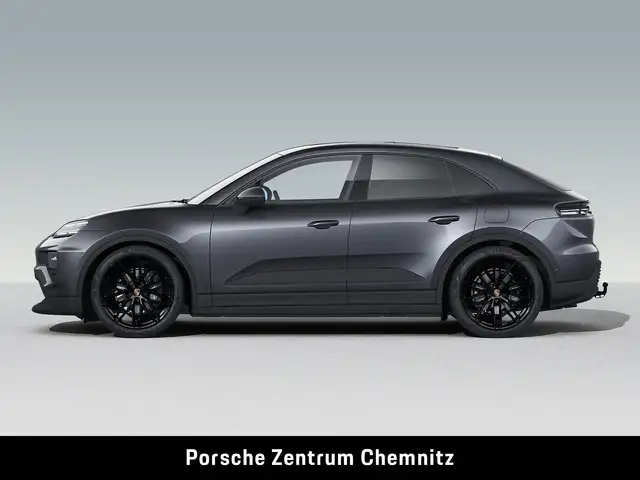 Porsche Macan view 2