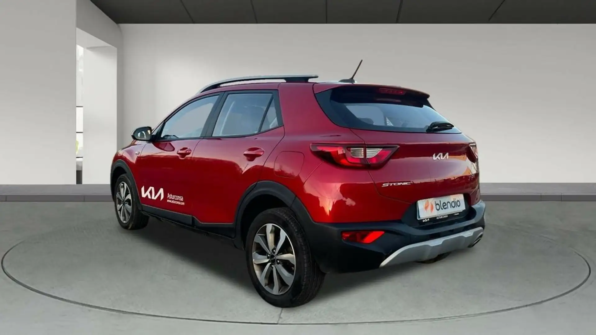 Kia Stonic 1.2 DPI CONCEPT 84CV 5P Rojo - 2