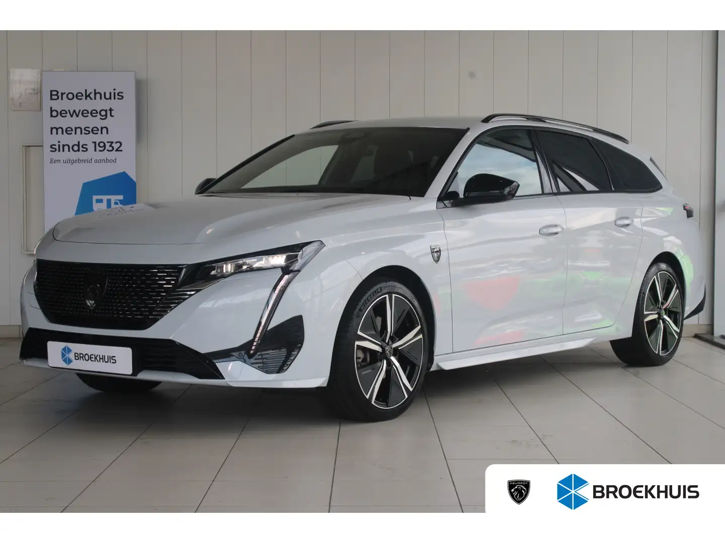 Peugeot 308 SW 1.2 Hybrid 136 e-DCS6 GT | 360 GRADEN CAMERA | Weiß - 1