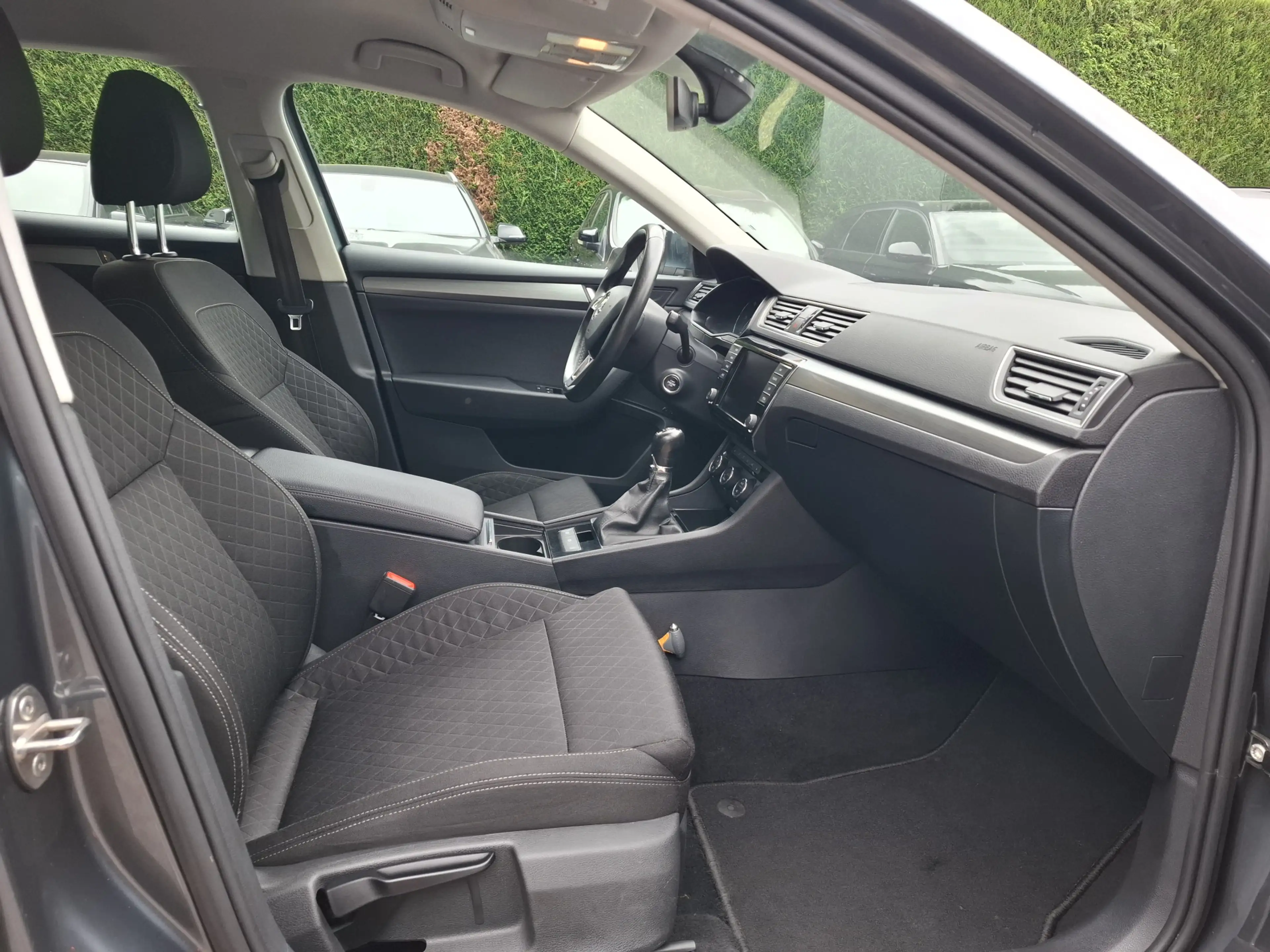 Skoda Superb Combi 2.0 TDI XENON/LED/TREKHAAK/CLIMAT/CRUISE 150 — photo 10