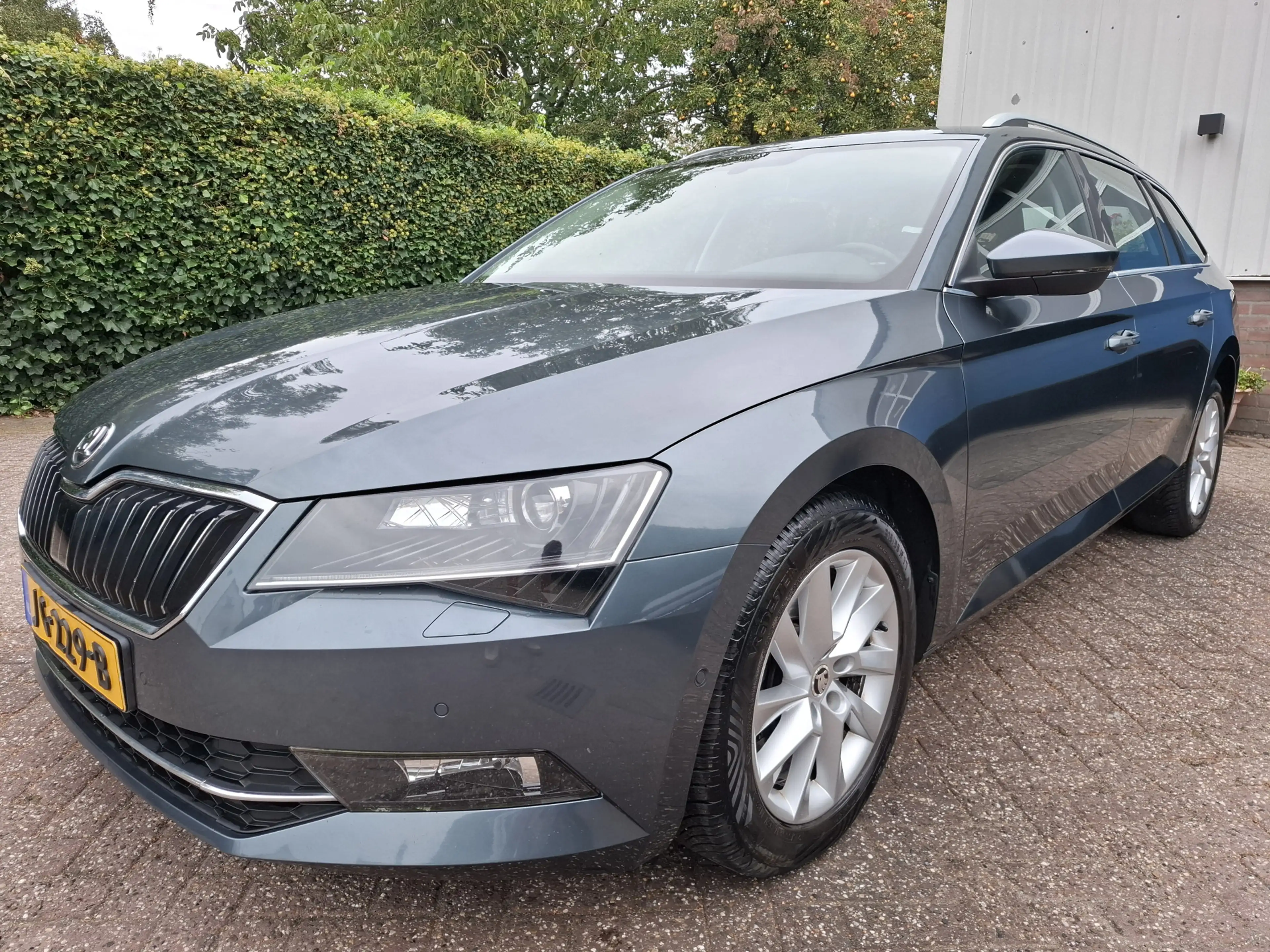 Skoda Superb Combi 2.0 TDI XENON/LED/TREKHAAK/CLIMAT/CRUISE 150