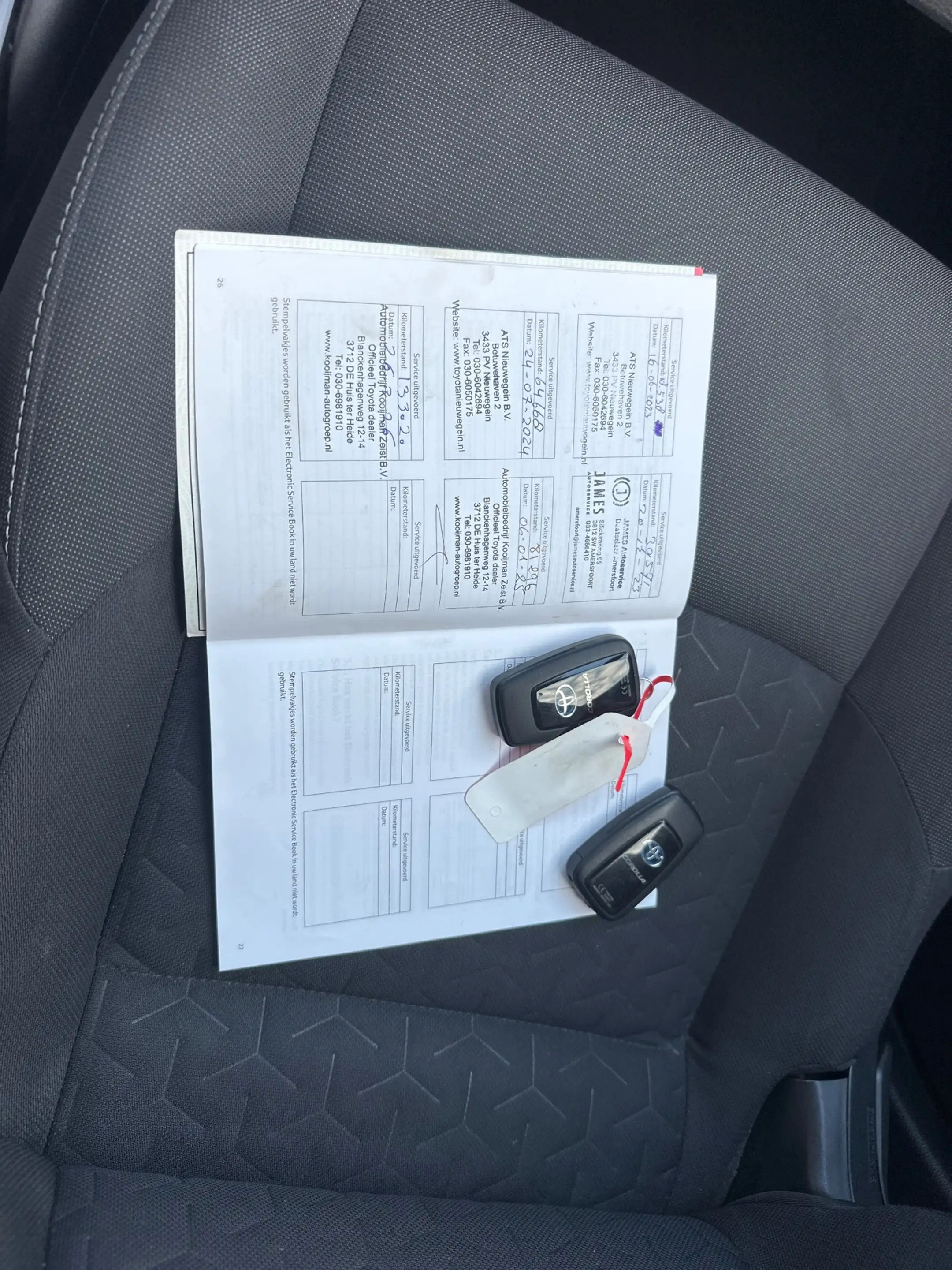 Toyota Corolla Touring Sports 1.8 Hybrid Business — photo 8