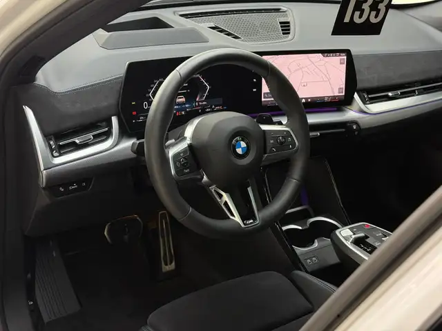 BMW X1 view 13