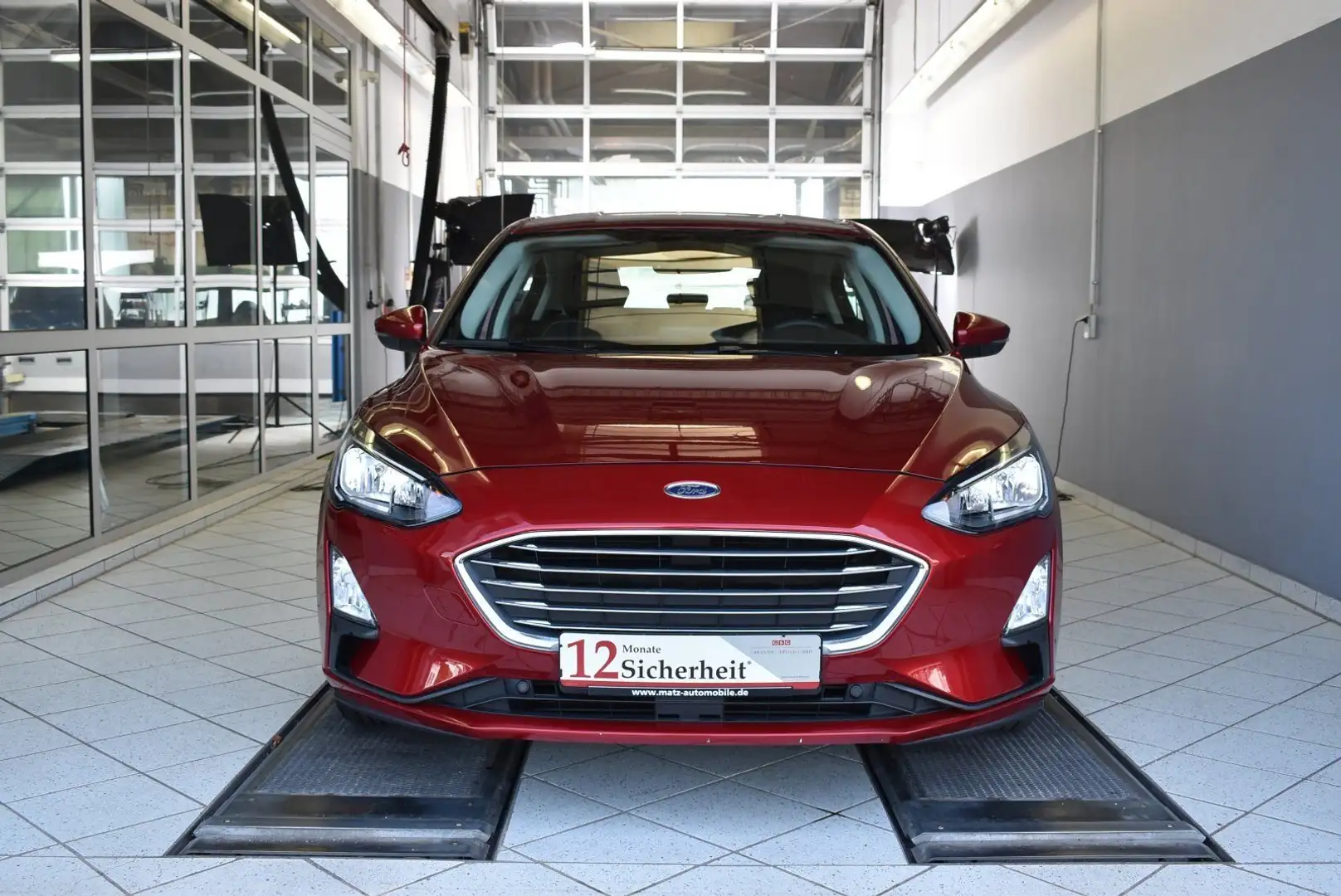 Ford Focus 1.5 EcoBoost Titnaium Automat Navi*Klima*T - 2