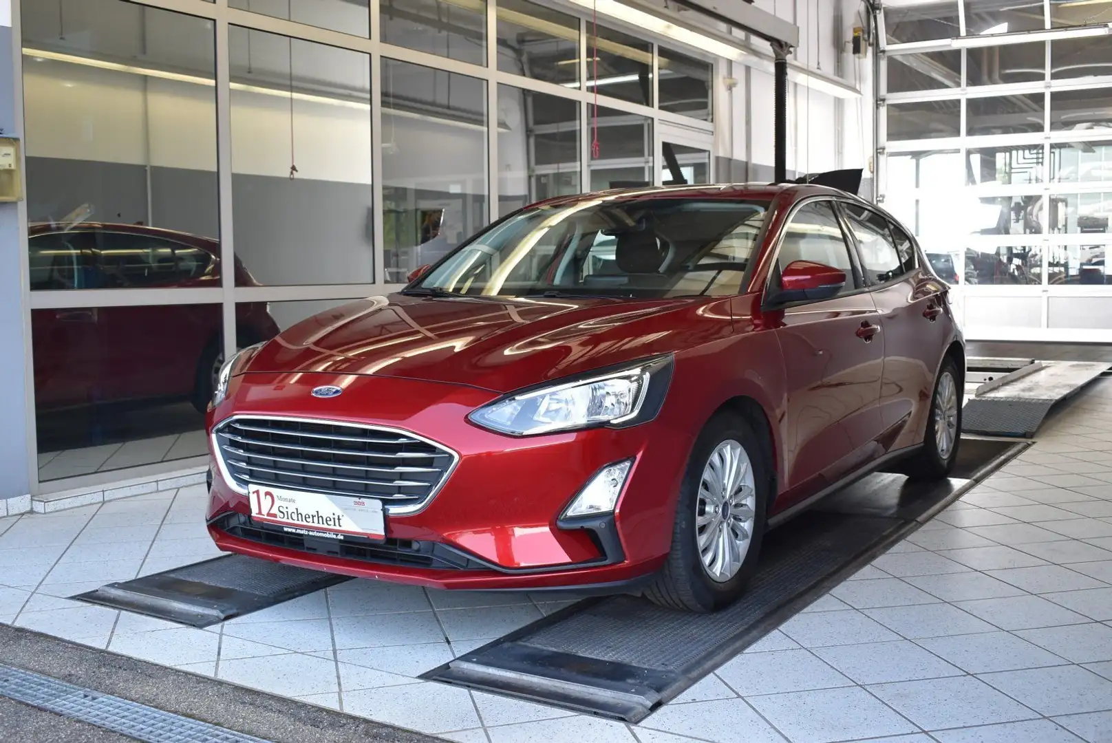 Ford Focus 1.5 EcoBoost Titnaium Automat Navi*Klima*T - 1