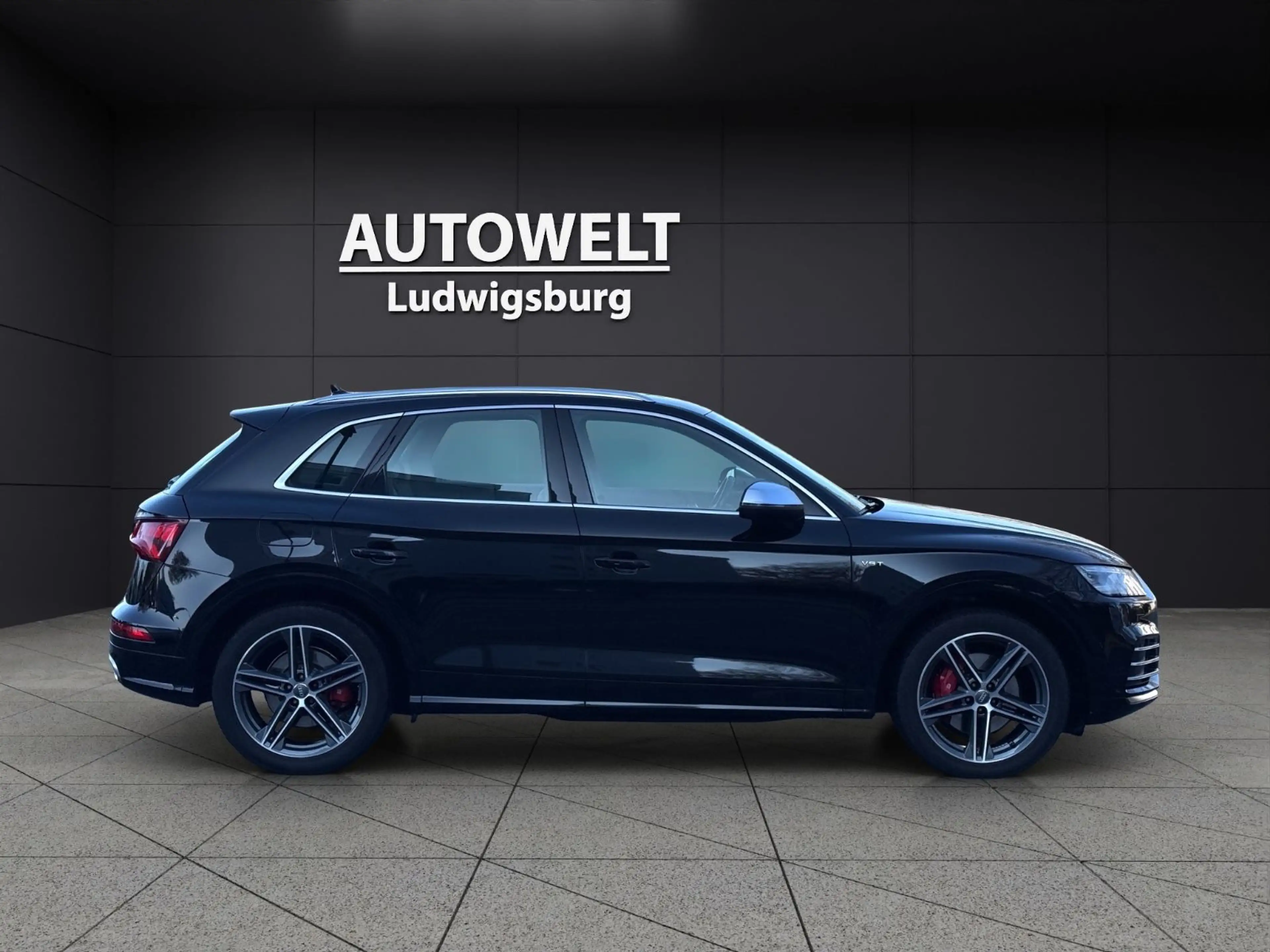 Audi SQ5 3.0 TFSI quattro S-Tronic — photo 4