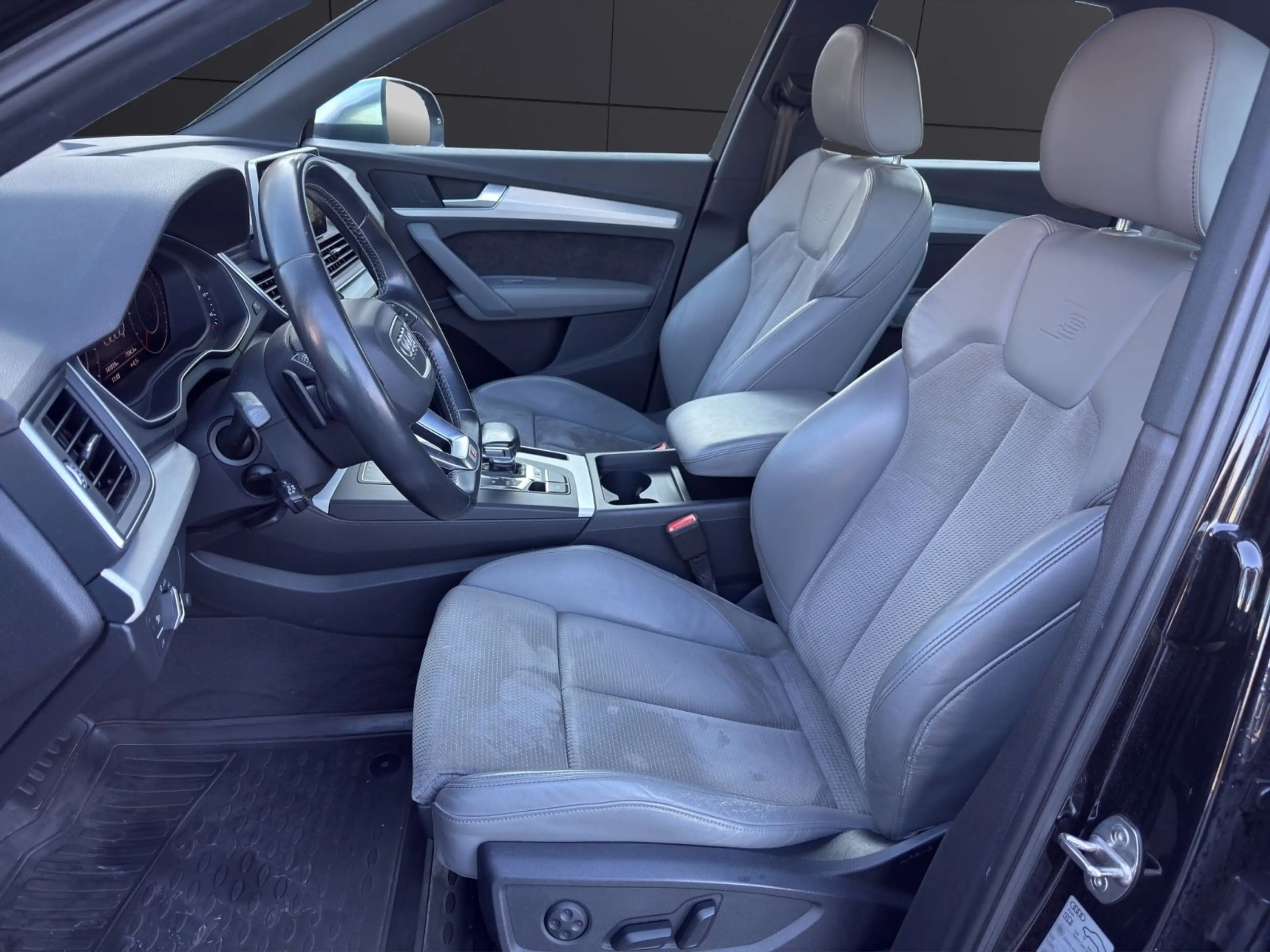 Audi SQ5 3.0 TFSI quattro S-Tronic — photo 9