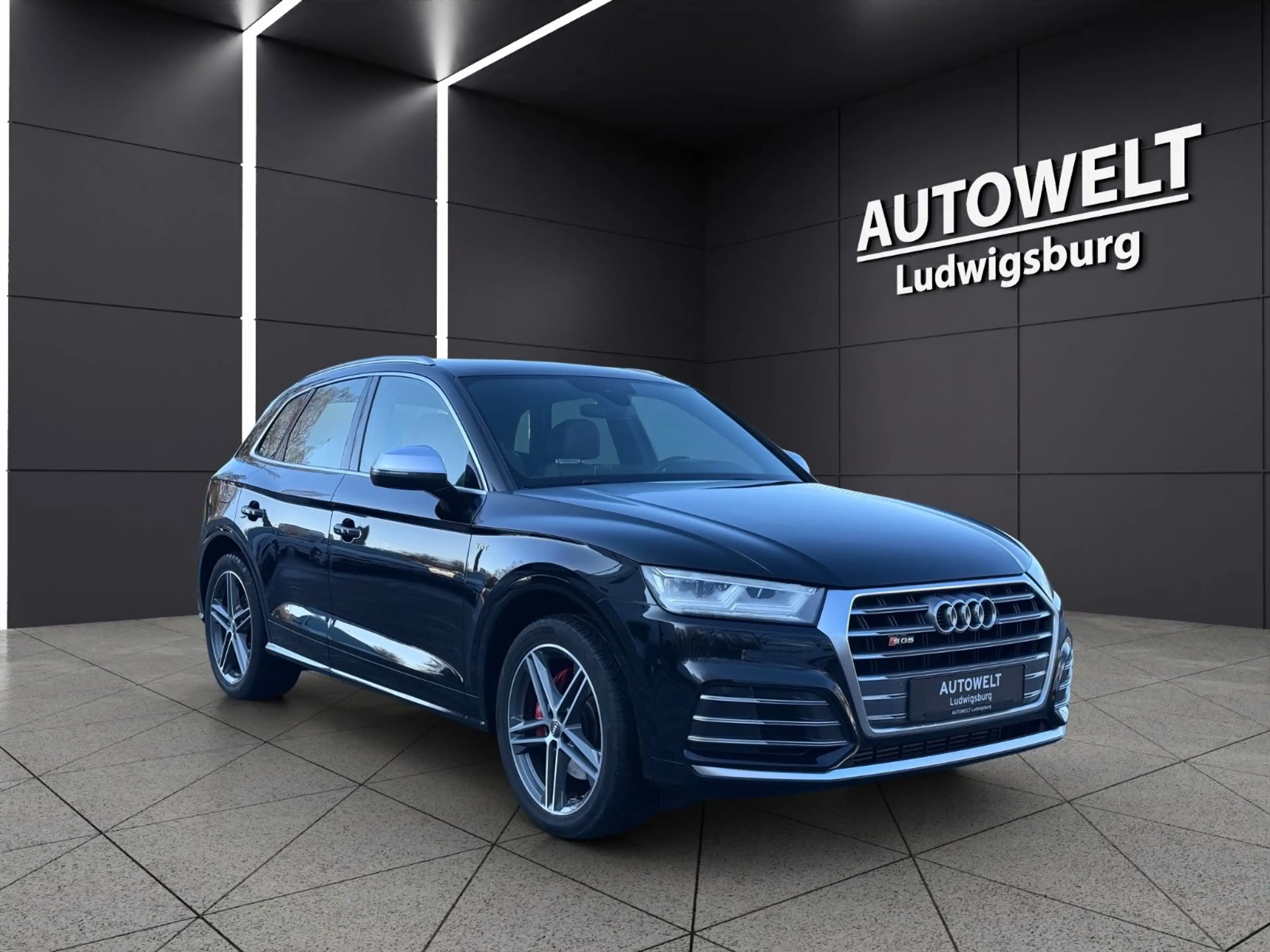 Audi SQ5 3.0 TFSI quattro S-Tronic — photo 3