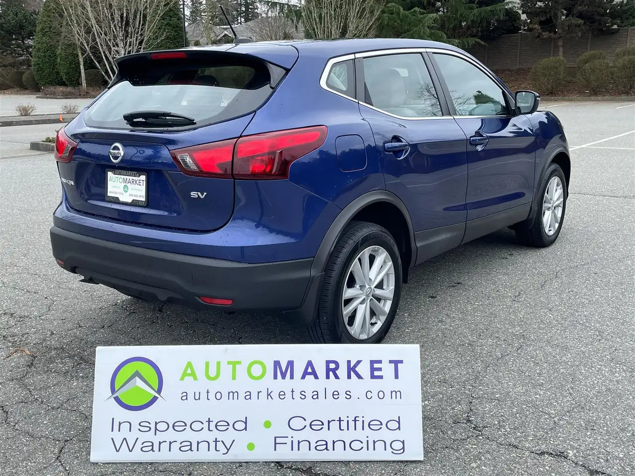 Nissan Rogue снимка Nissan Rogue