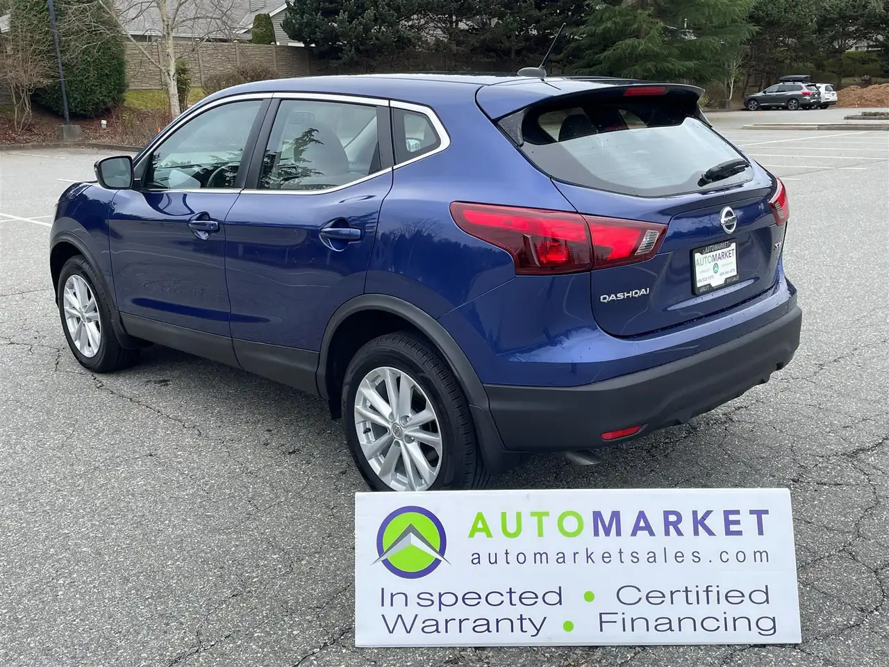Nissan Rogue снимка Nissan Rogue