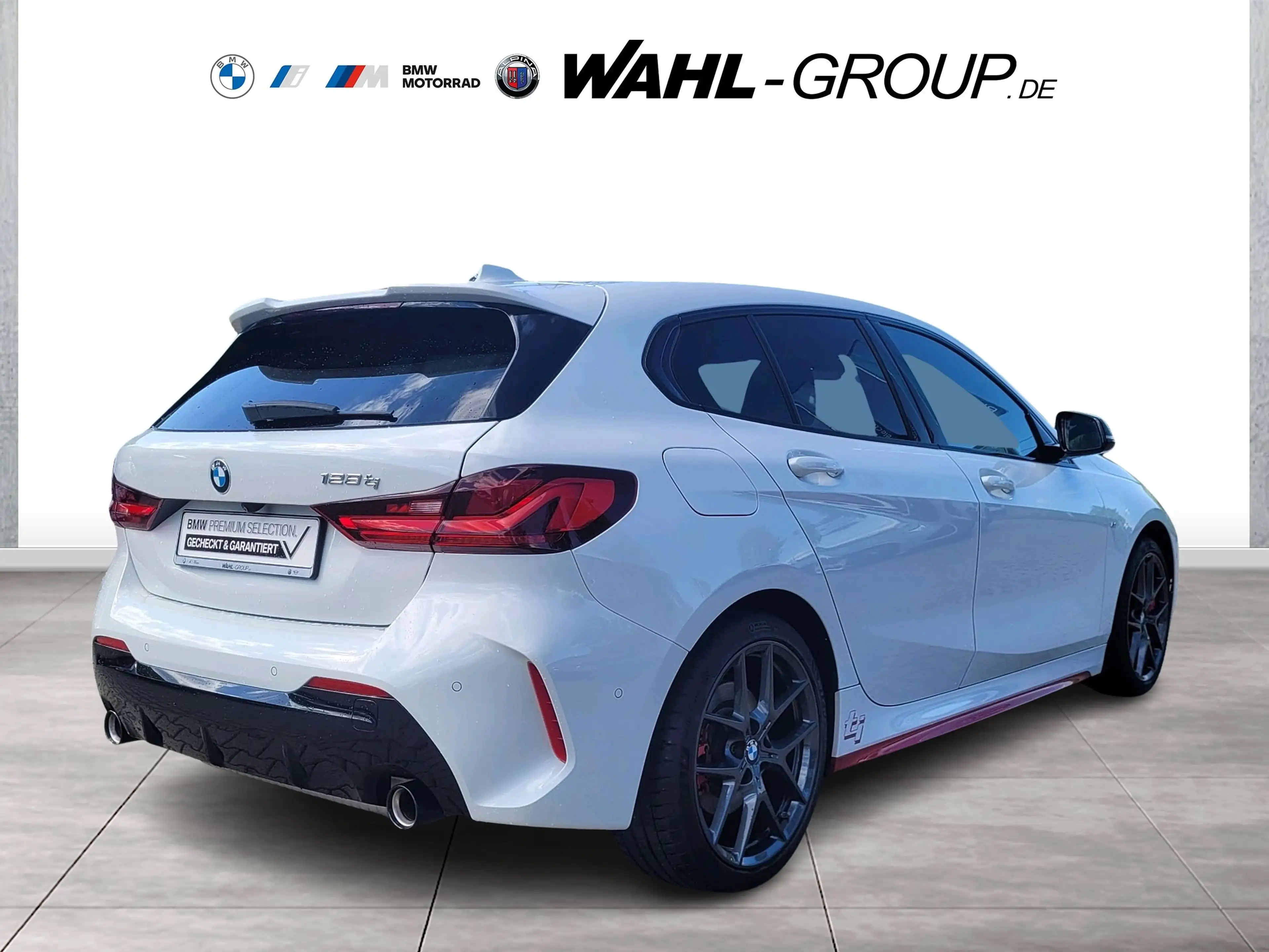 BMW 128 ti Hatch — photo 2
