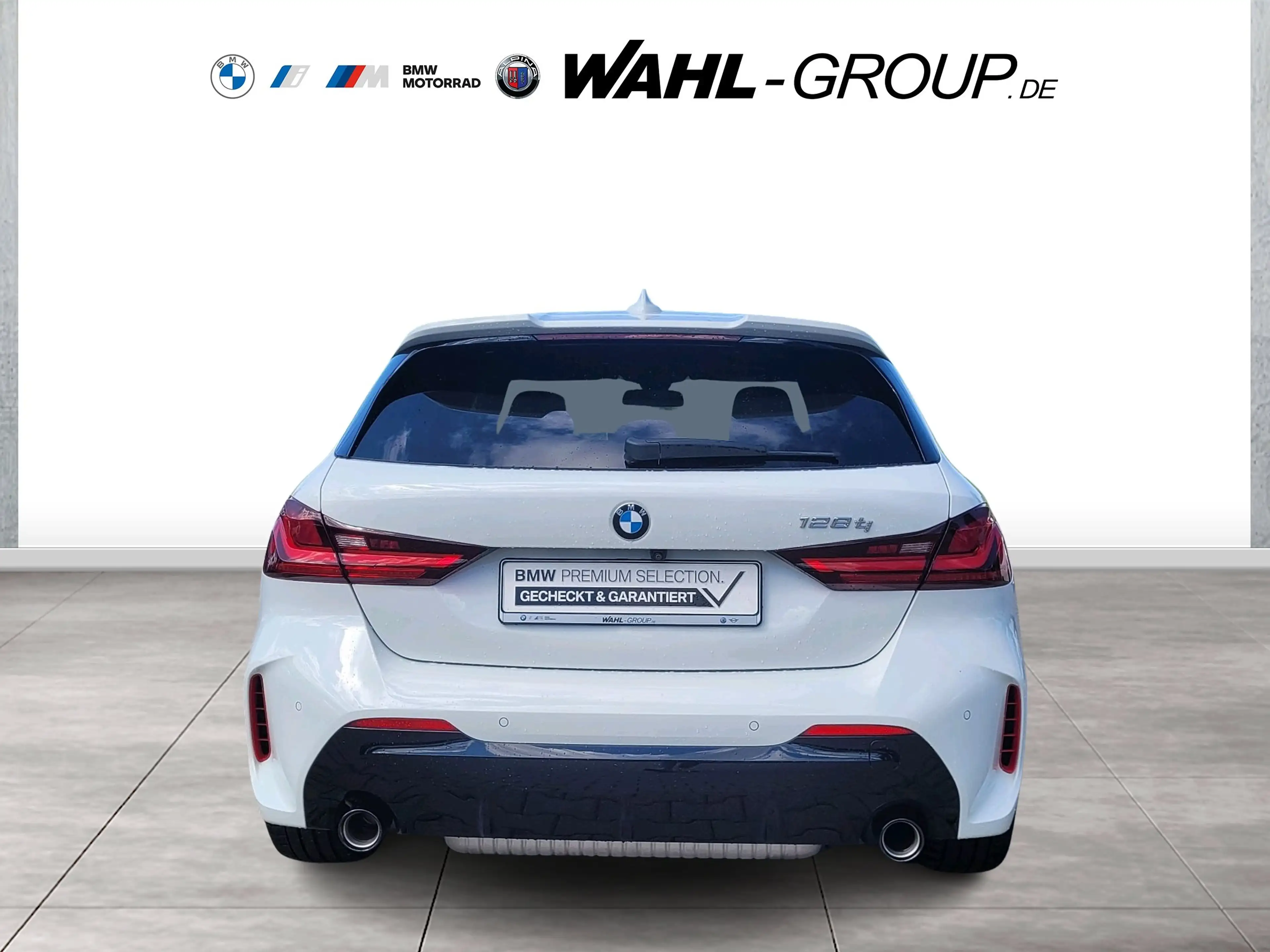 BMW 128 ti Hatch — photo 4